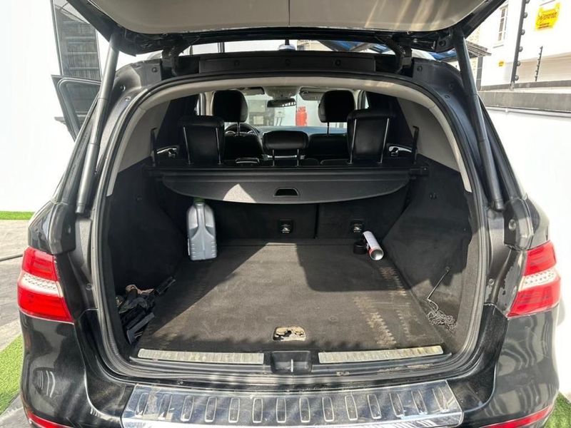 Thumbnail 8 of 2012 Mercedes-Benz ML-Class ML350